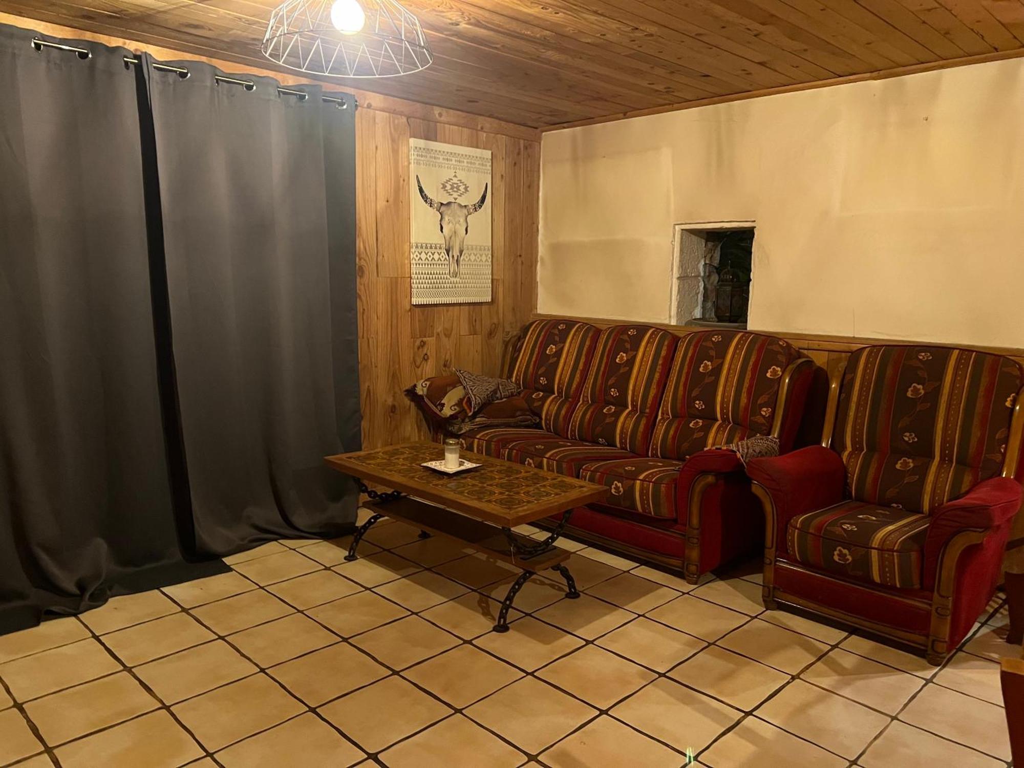 Aux Songes D'elise Homestay